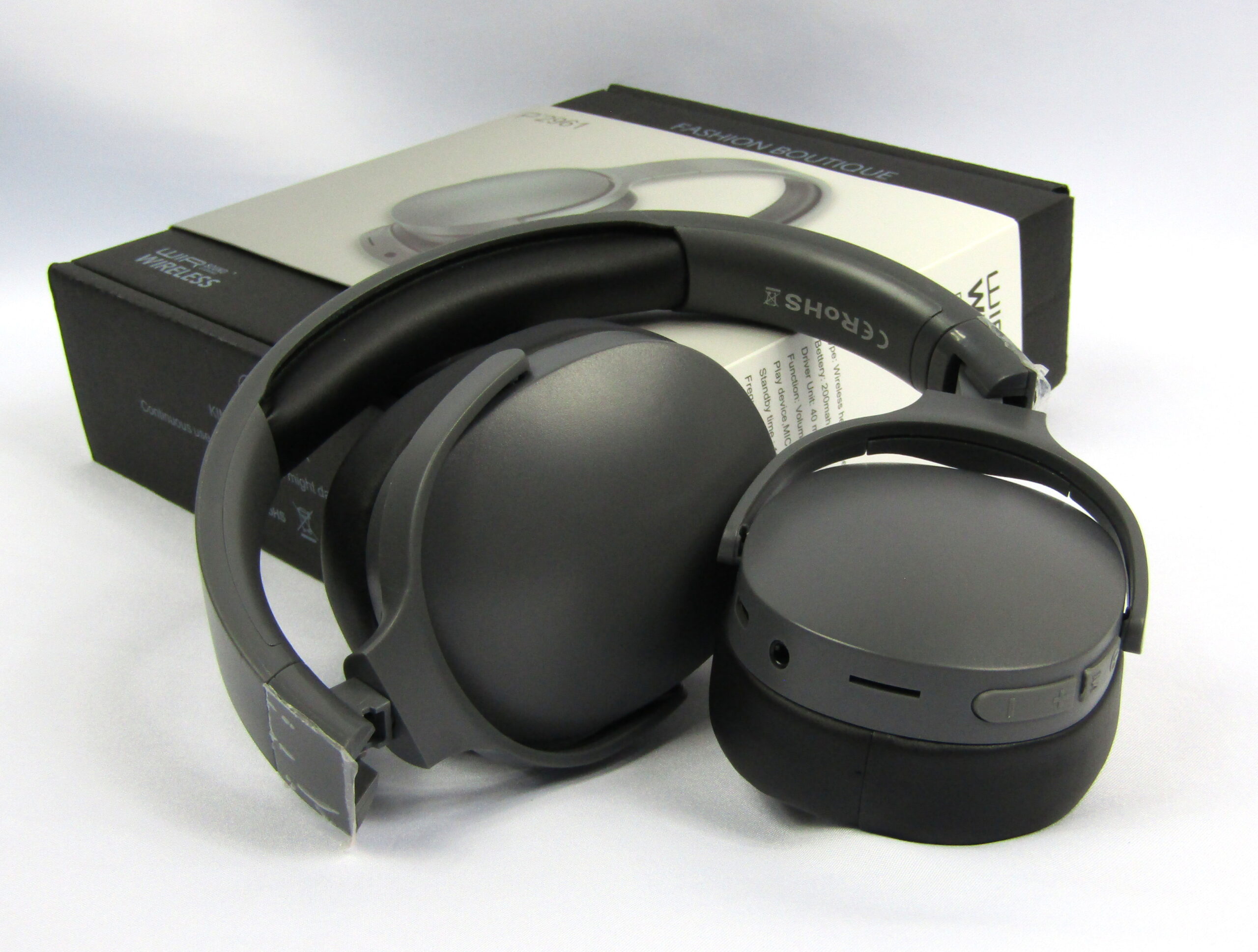 P2961 Noise Cancelling Headphone - ManitMall.com