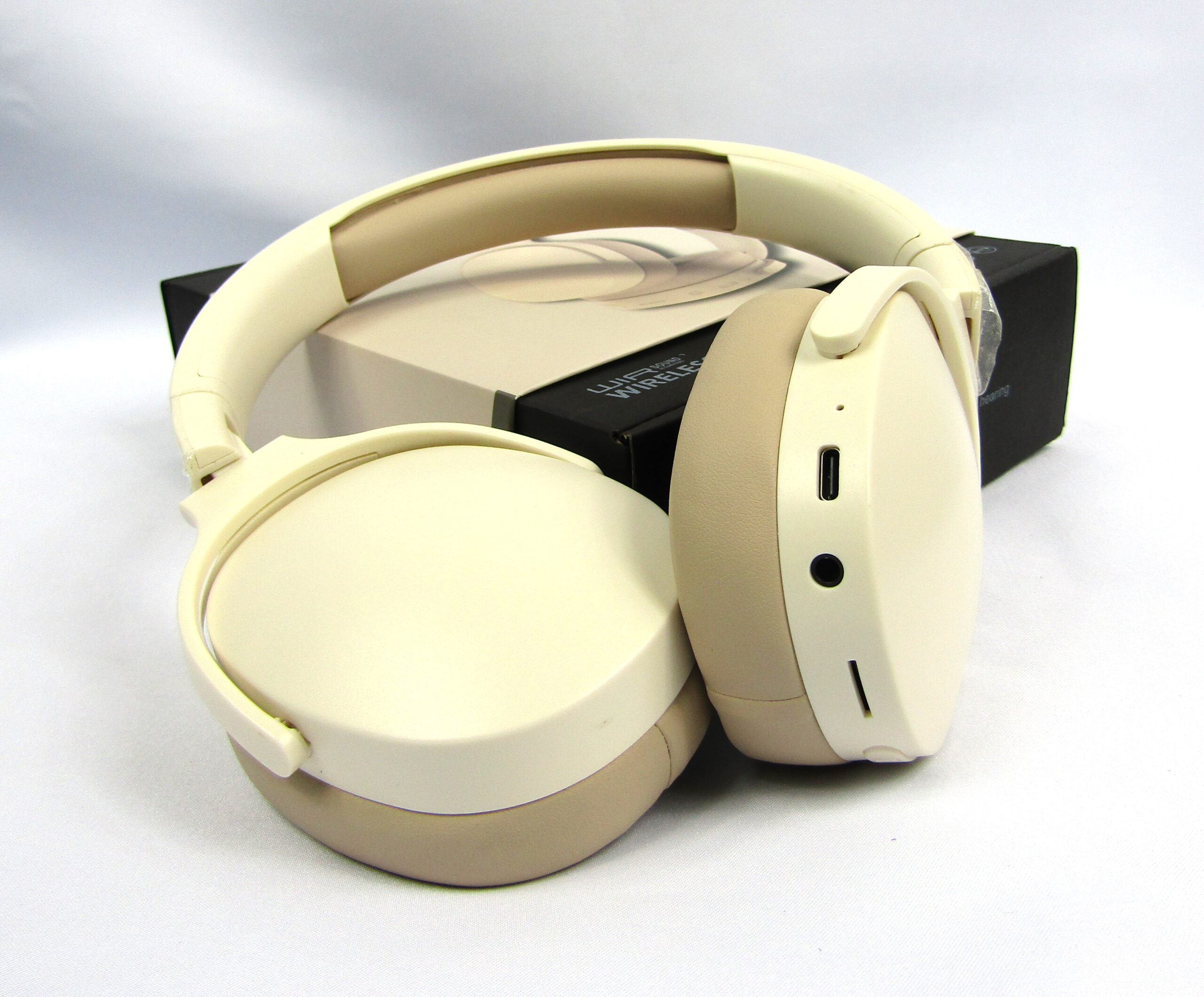 P2961 Noise Cancelling Headphone - ManitMall.com